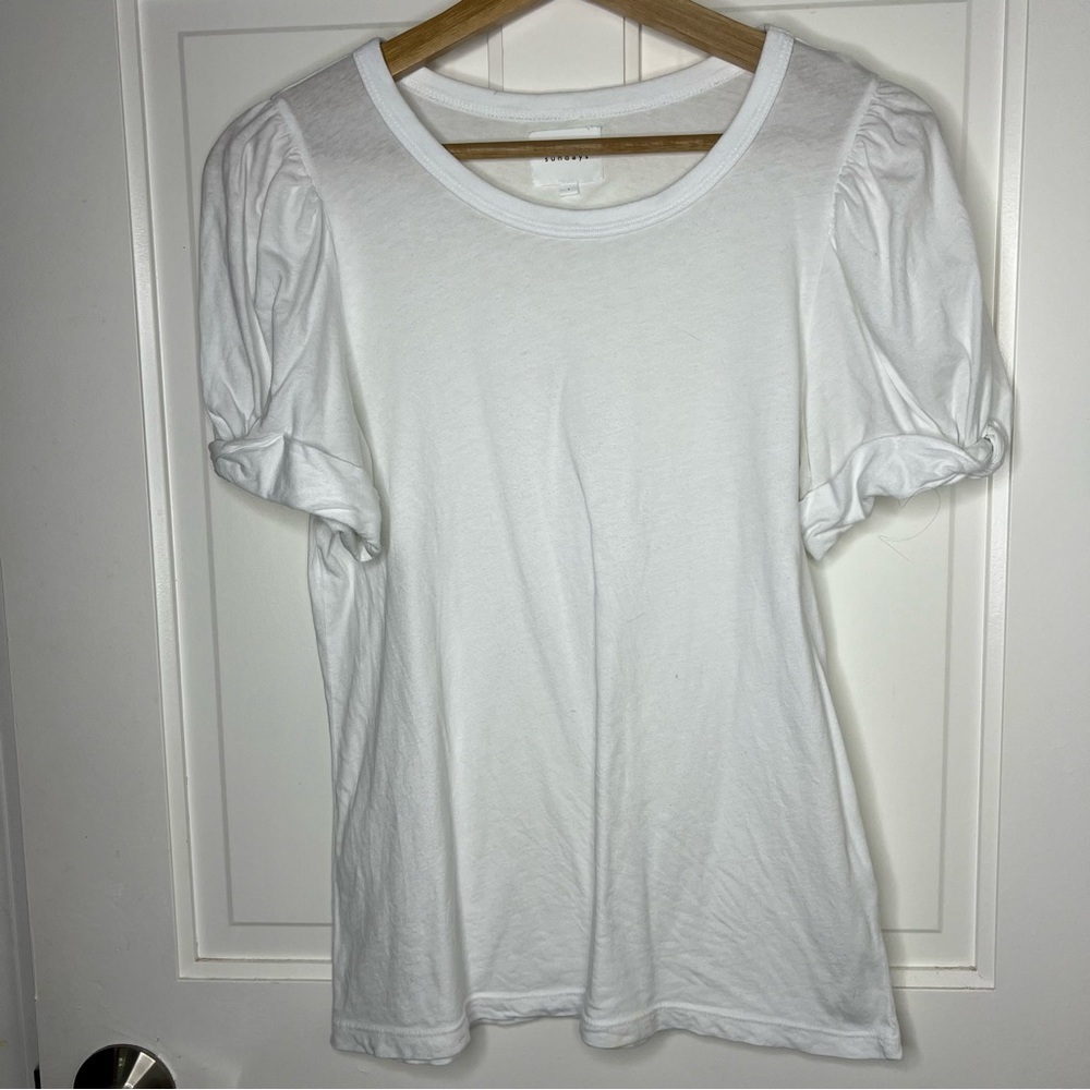 Sundays puffy short sleeve T- shirt white size 1